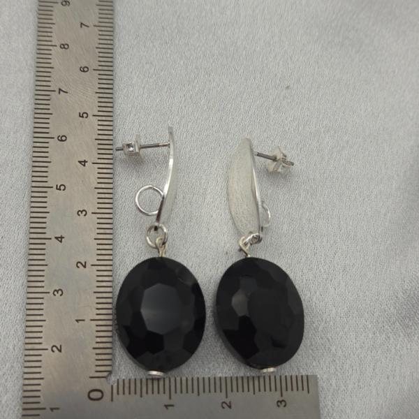 Oorbellen met zwarte kristalglas hanger