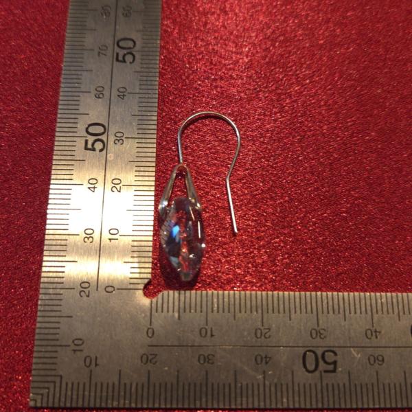 925 zilveren oorhaken met hanger van Oostenrijks kristal - zacht blauw