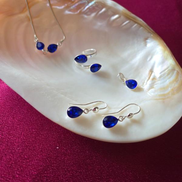 925 zilveren ring ingelegd met Oostenrijks kristal - verstelbaar