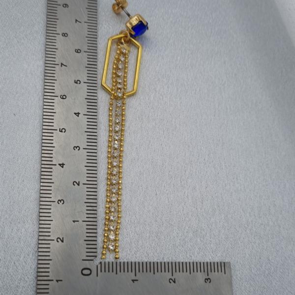 Handgemaakte vergulde asymmetrische oorbellen - koningsblauw