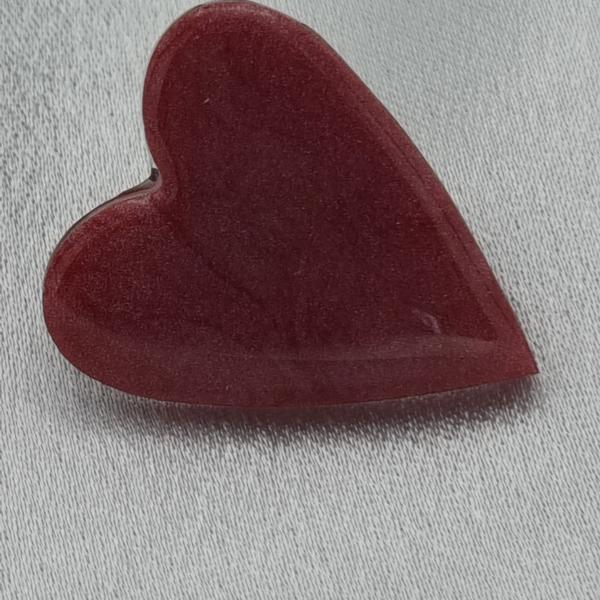 Handgemaakte epoxy oorstekers 'hart groot' - klassiek roze