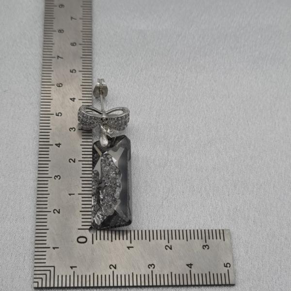 Handgemaakte kristallen oorbellen - grijs