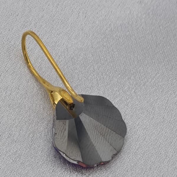 Vergulde oorbellen met kristallen schelp - diep paars/blauw