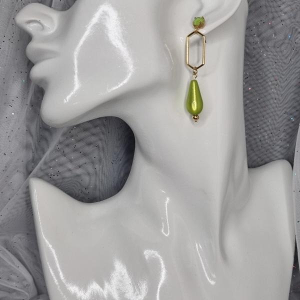 Statement oorbellen polaris en Swarovski - lime groen