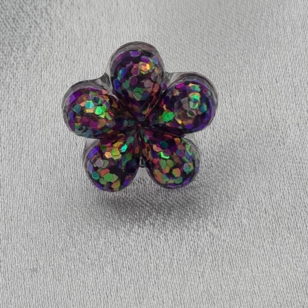 Handgemaakte epoxy oorstekers 'bloem facet' - glittermix