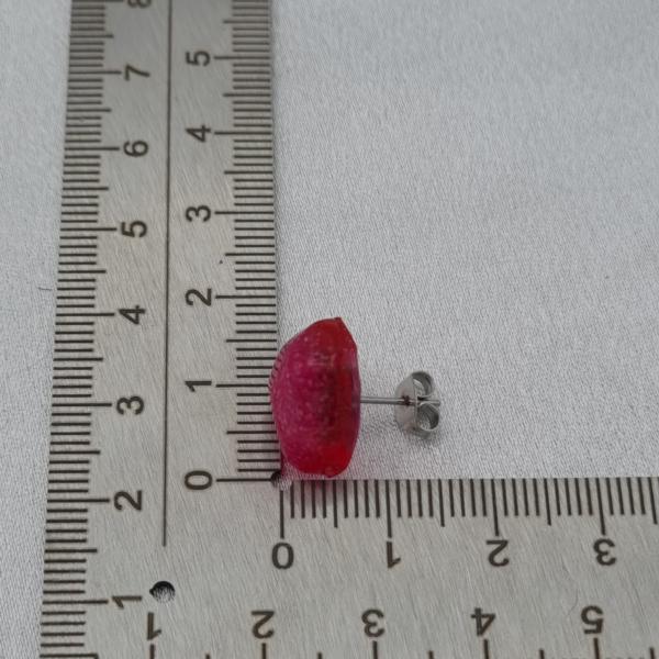 Handgemaakte epoxy oorstekers 'kiezel' - roze