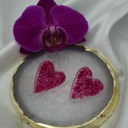 Handgemaakte epoxy oorstekers 'hart groot' - roze flakes