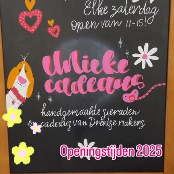 In deze reel staan altijd de actuele openingstijden

April
Zaterdag 5 april GESLOTEN
Zaterdag 12 april 11:00 - 15:00
Zaterdag 19 april 11:00 - 15:00
Zaterdag 26 april 👑 aangepaste openingstijden!  9:00 - 13:00

Mei
Zaterdag 3 mei 11:00 - 15:00
Zaterdag 10 mei GESLOTEN
Zaterdag 17 mei GESLOTEN 
Zaterdag 24 mei GESLOTEN zie reel voor uitleg
Zaterdag 31 mei GESLOTEN zie reel voor uitleg

Juni
Zaterdag 7 juni 11:00 - 14:00
Zaterdag 14 juni 11:00 - 14:00
Zaterdag 21 juni 11:00 - 14:00
Zaterdag 28 juni 11:00 - 14:00

Juli
Zaterdag 5 juli 11:00 - 14:00
Zaterdag 12 juli 11:00 - 14:00
Zaterdag 19 juli 11:00 - 14:00
Zaterdag 26 juli 11:00 - 14:00 

Augustus 
Zaterdag 2 augustus 11:00 - 14:00
Zaterdag 9 augustus 11:00 - 14:00
Zaterdag 16 augustus 11:00 - 14:00
Zaterdag 23 augustus 11:00 - 14:00

September en oktober gesloten

November
Zaterdag 22 november 11:00 - 16:00
Dinsdag 25 november 11:00 - 16:00
Zaterdag 29 november 11:00 - 15:00 en mini pop-up markt bij de boetiek

December
Dinsdag 2 december 11:00 - 16:00
Zaterdag 6 december 11:00 - 16:00
Dinsdag 9 december 11:00 - 16:00
Zaterdag 13 december 11:00 - 16:00
Dinsdag 16 december 11:00 - 16:00
Zaterdag 20 december 11:00 - 16:00
Dinsdag 23 december 11:00 - 16:00
Zaterdag 27 december 11:00 - 16:00
Dinsdag 30 december 11:00 - 16:00